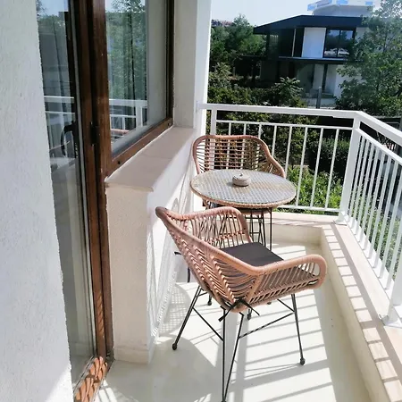 Отель Paradise Bay 3*