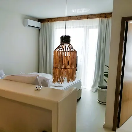 Paradise Bay Созополь