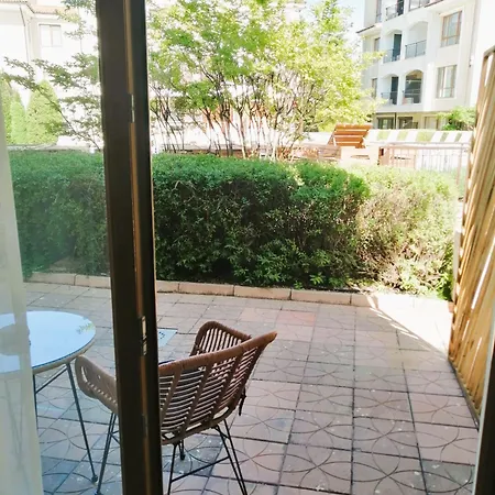 Отель Paradise Bay 3*
