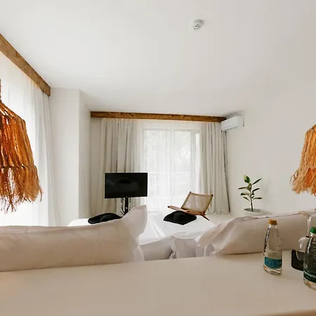 Отель Paradise Bay Созополь